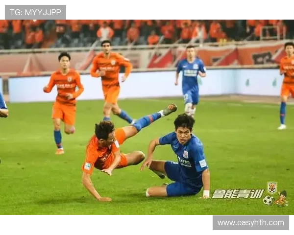 足球星晨崛起之路：从青涩少年到世界足坛新星的华丽蜕变