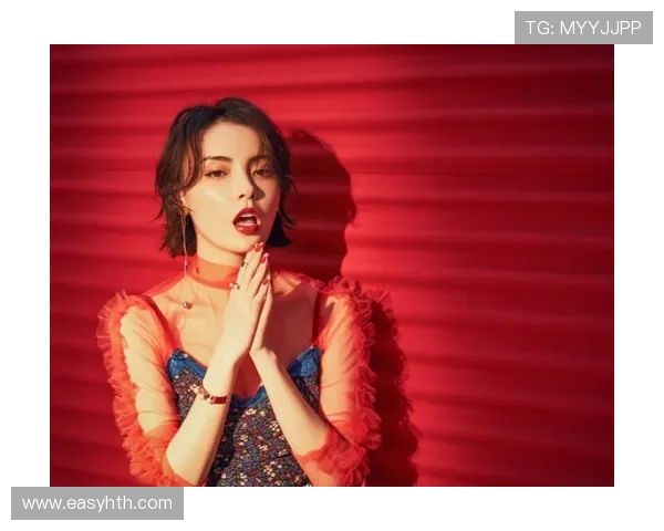 足球球星梳辫子视频女主展现别样魅力 网友惊呼:美丽与力量的完美结合 足球球星梳辫子视频女主展现别样魅力 网友惊呼:美丽与力量的完美结合